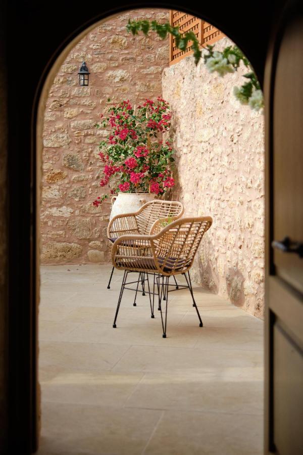 Wild Violet Villa: An Old Vision Of Luxury Melidhonion  Ngoại thất bức ảnh